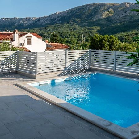 Villa Carmen Draga Bašćanska Buitenkant foto