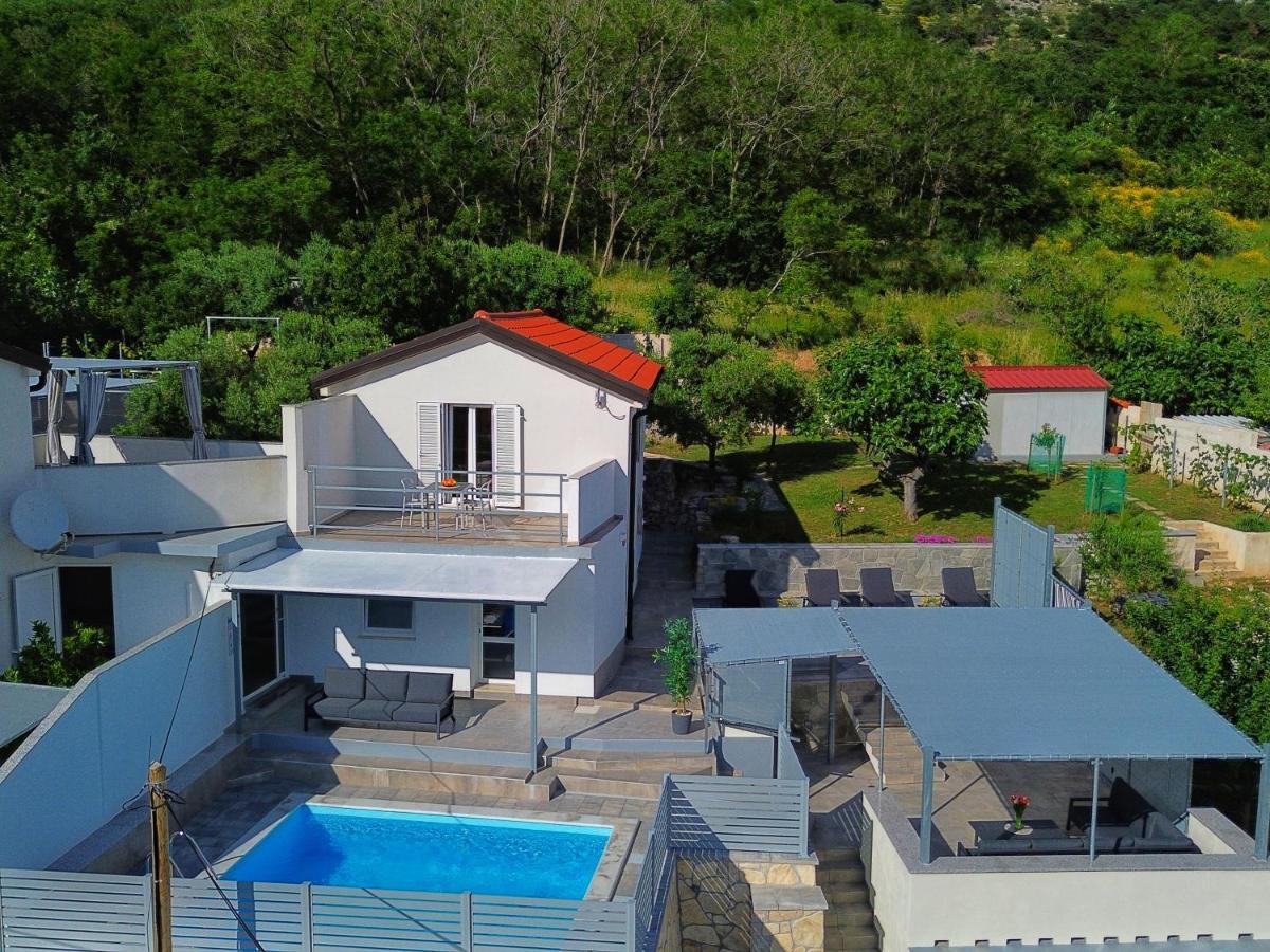 Villa Carmen Draga Bašćanska Buitenkant foto
