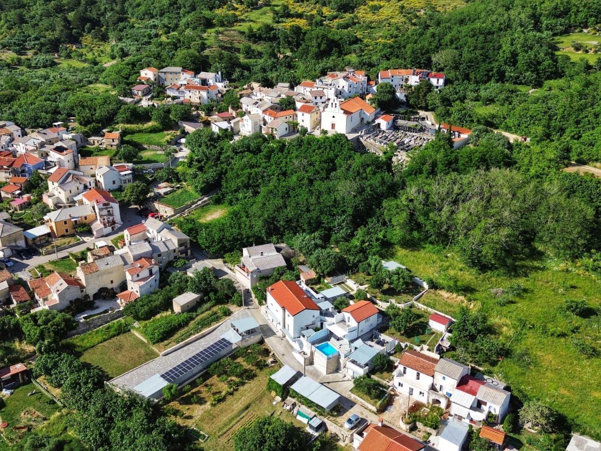Villa Carmen Draga Bašćanska Buitenkant foto