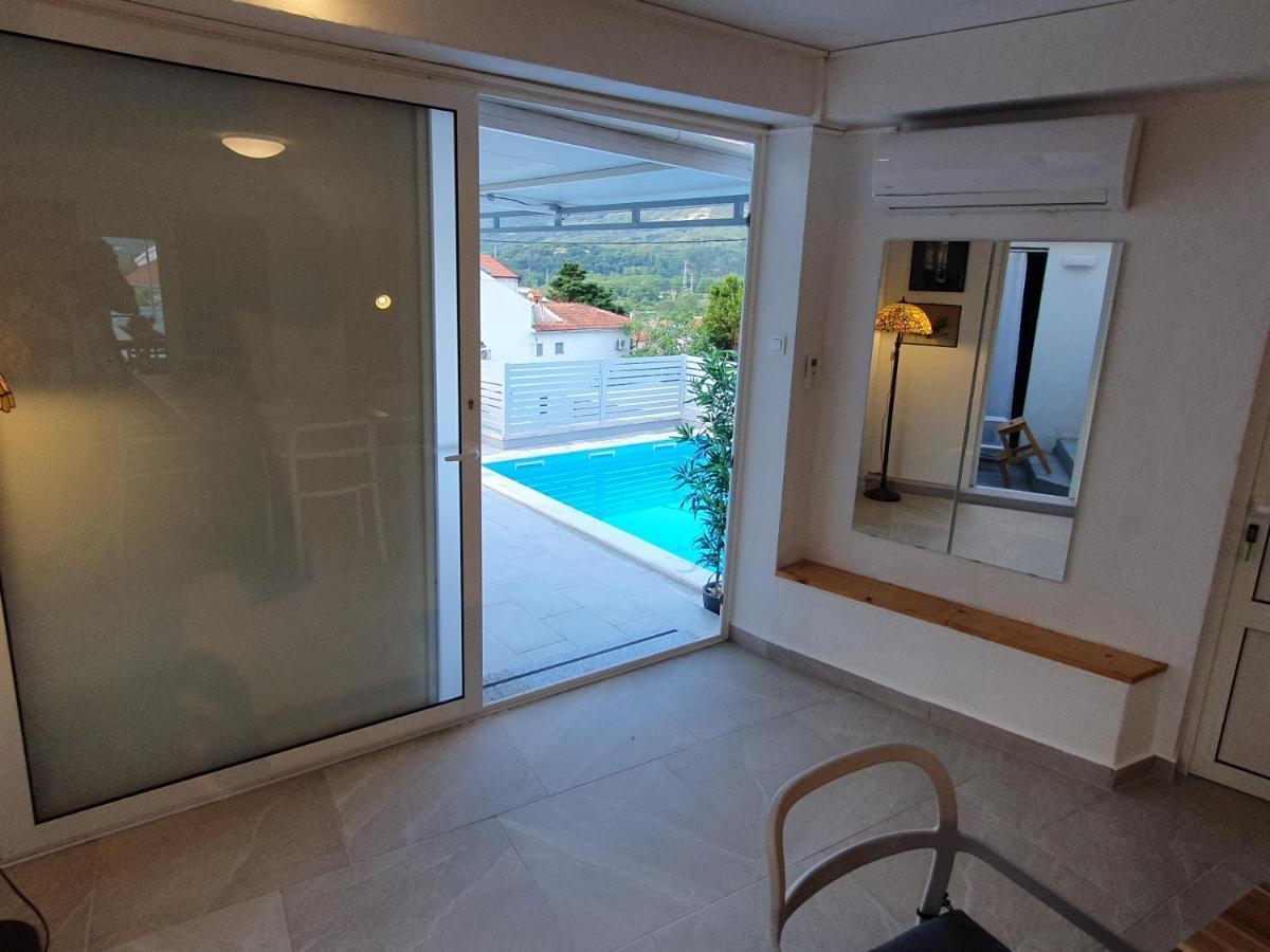 Villa Carmen Draga Bašćanska Buitenkant foto