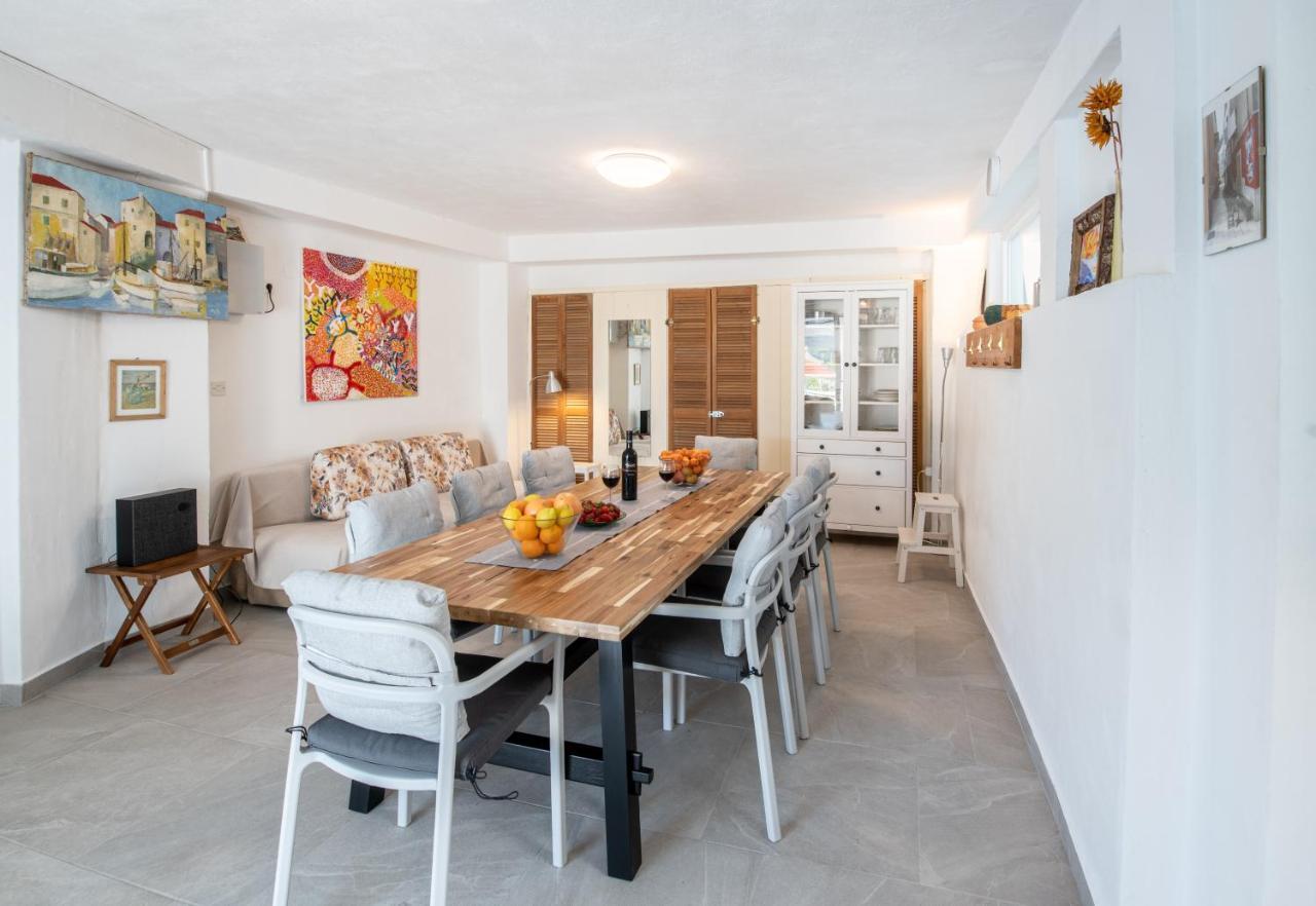 Villa Carmen Draga Bašćanska Buitenkant foto